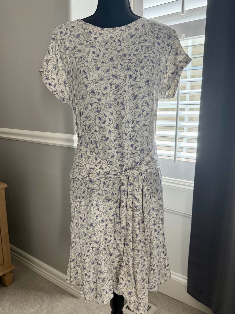 Liz Claiborne White Short Dress with Lavender Floral Print AttachedTie Waist